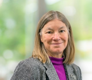 Laura Huenneke, Director