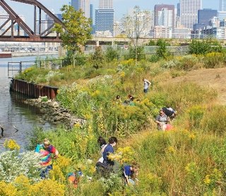 Our Commitments_Chicago River Cleanup