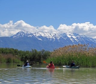 kayaks on Jordan River